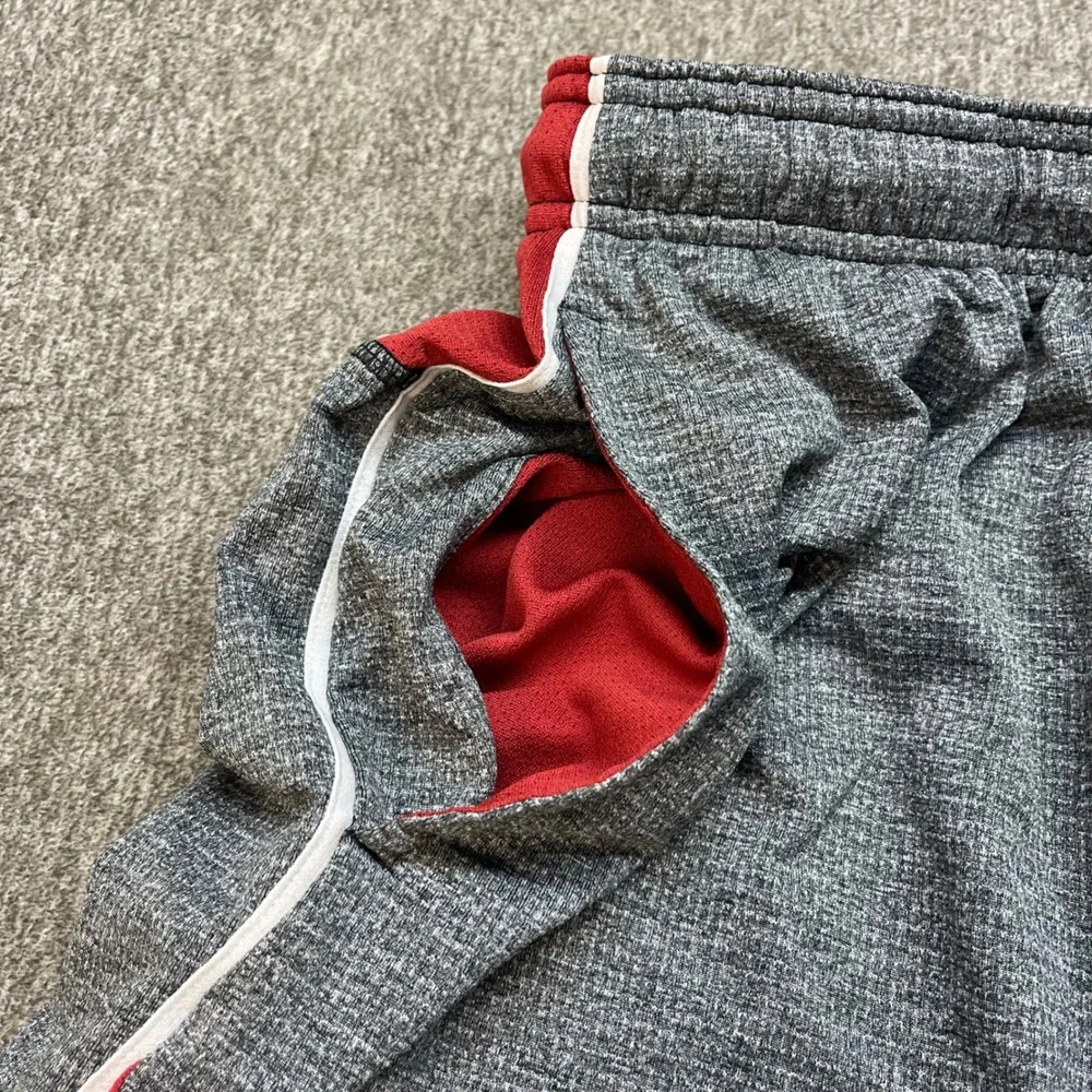 Nike Boys XL Washington State Cougars WSU Dri-FIT Shorts‎ Gray Red NCAA Athletic